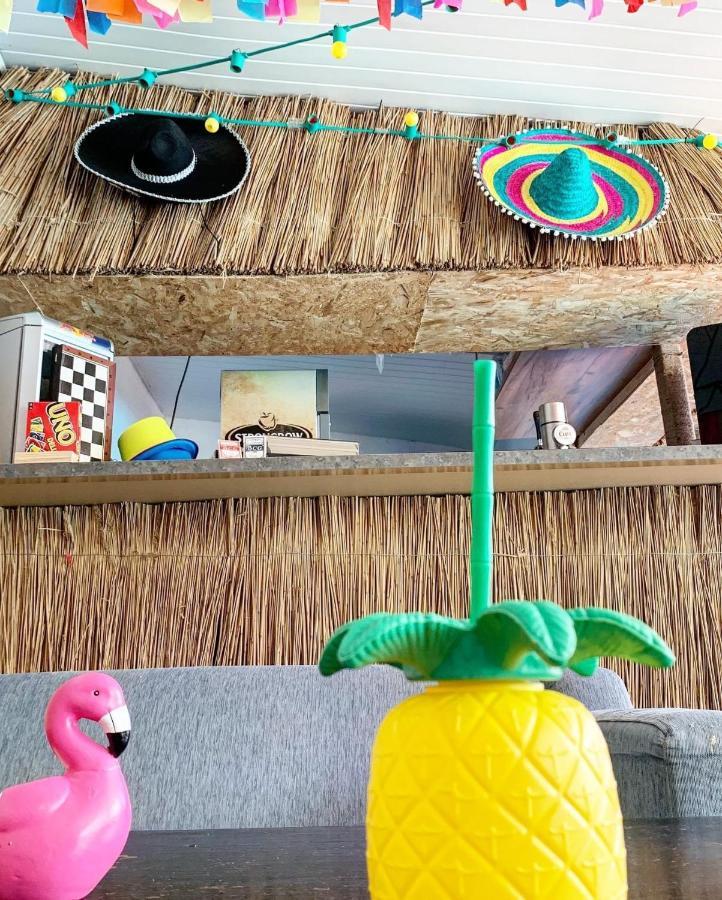 Hostel Casa Barbie Costinești