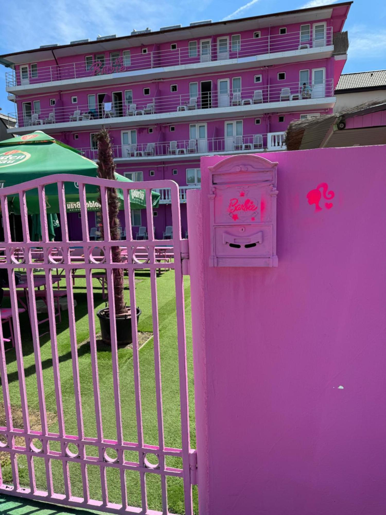 Hostel Casa Barbie Costinești